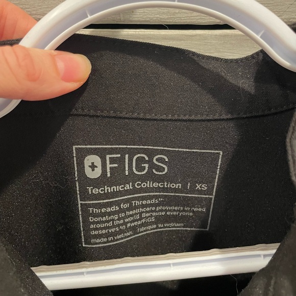 Figs Rafaela top XS black - Picture 2 of 3